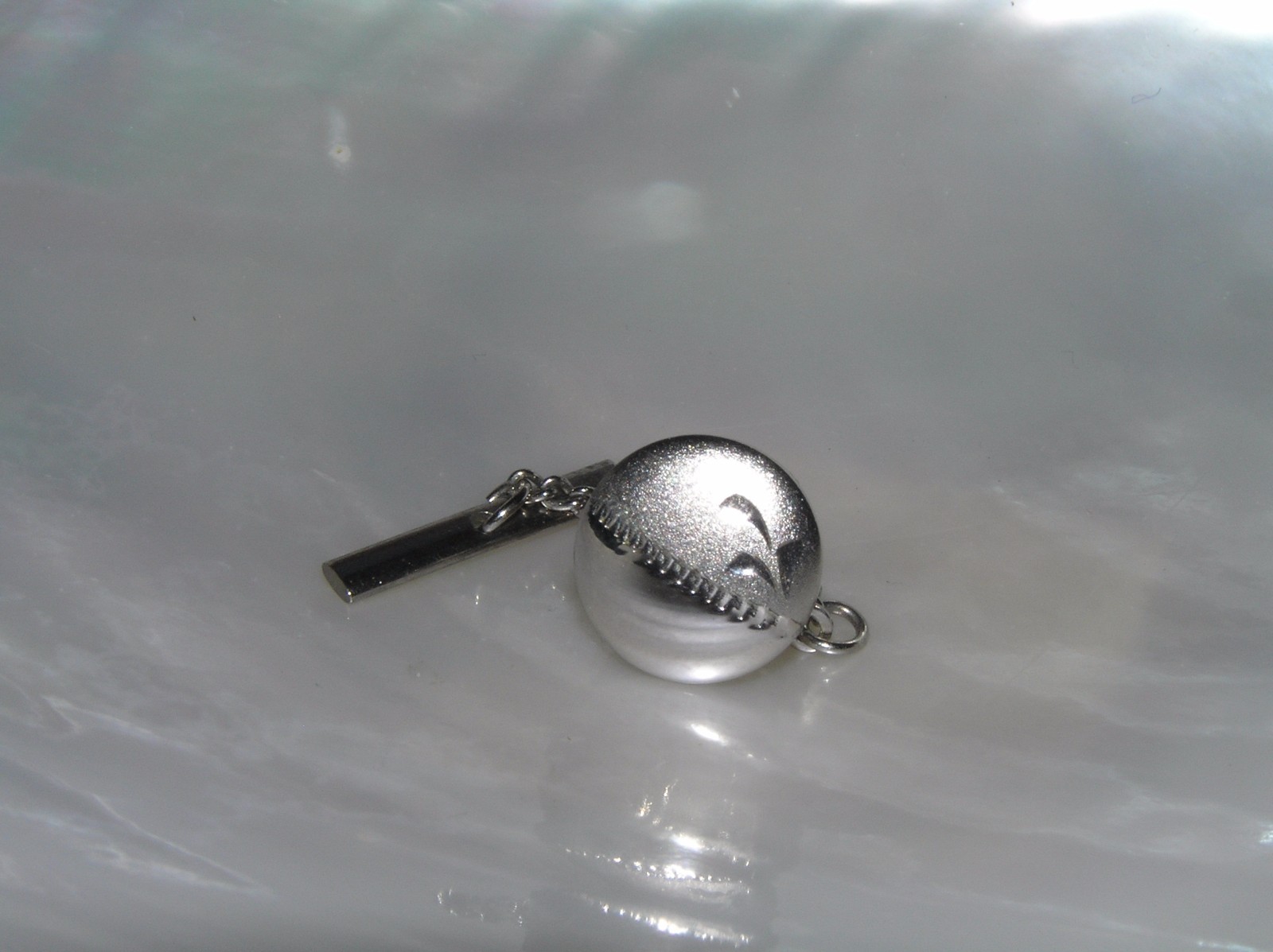 Vintage Half Brushed & Smooth Silvertone Circle with Etched Vine Leaf Tie Tac –