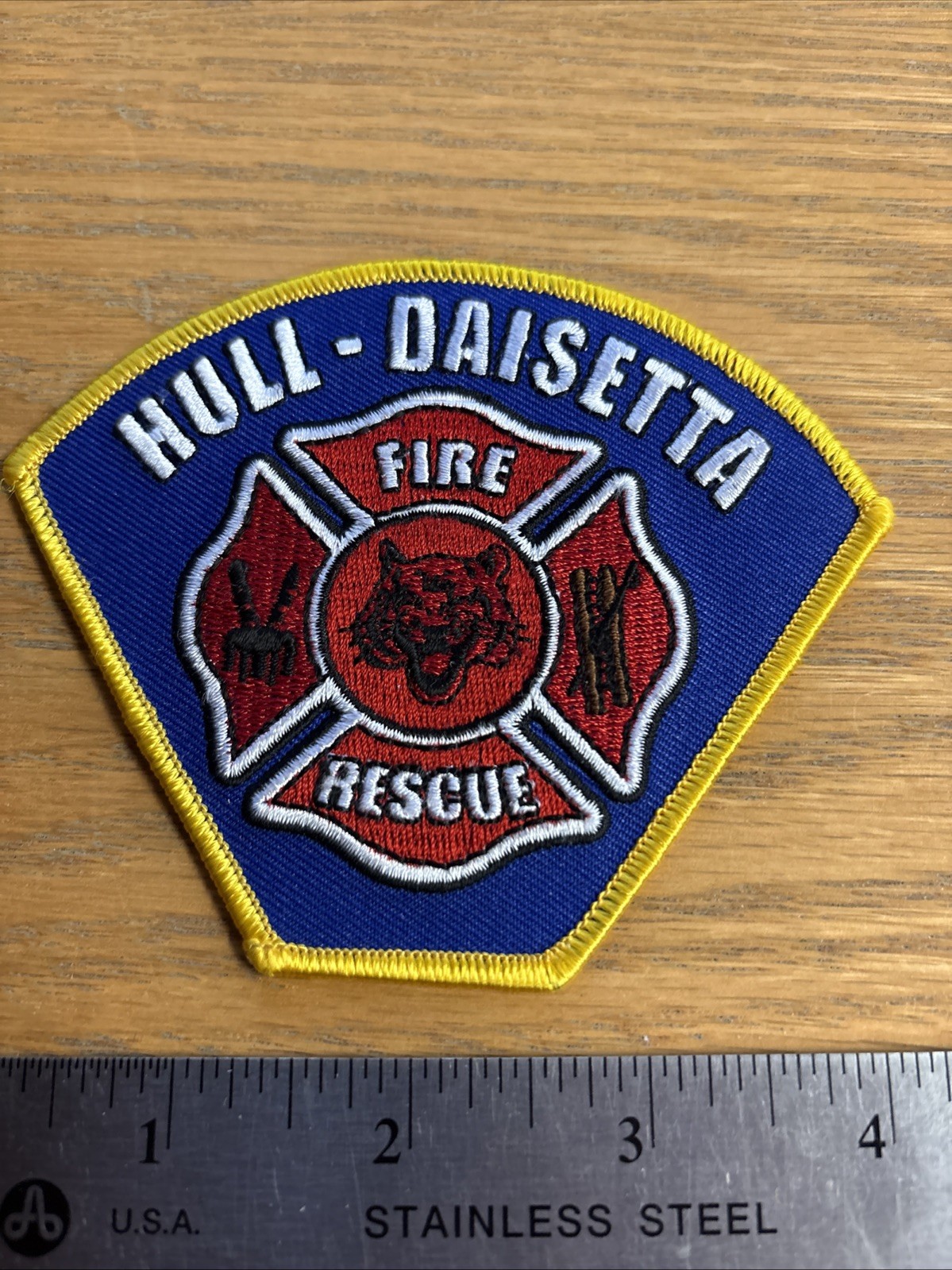 Hull-Daisetta  Fire - Rescue, Texas  (4.25" x 3.5" size)  fire patch-Historical