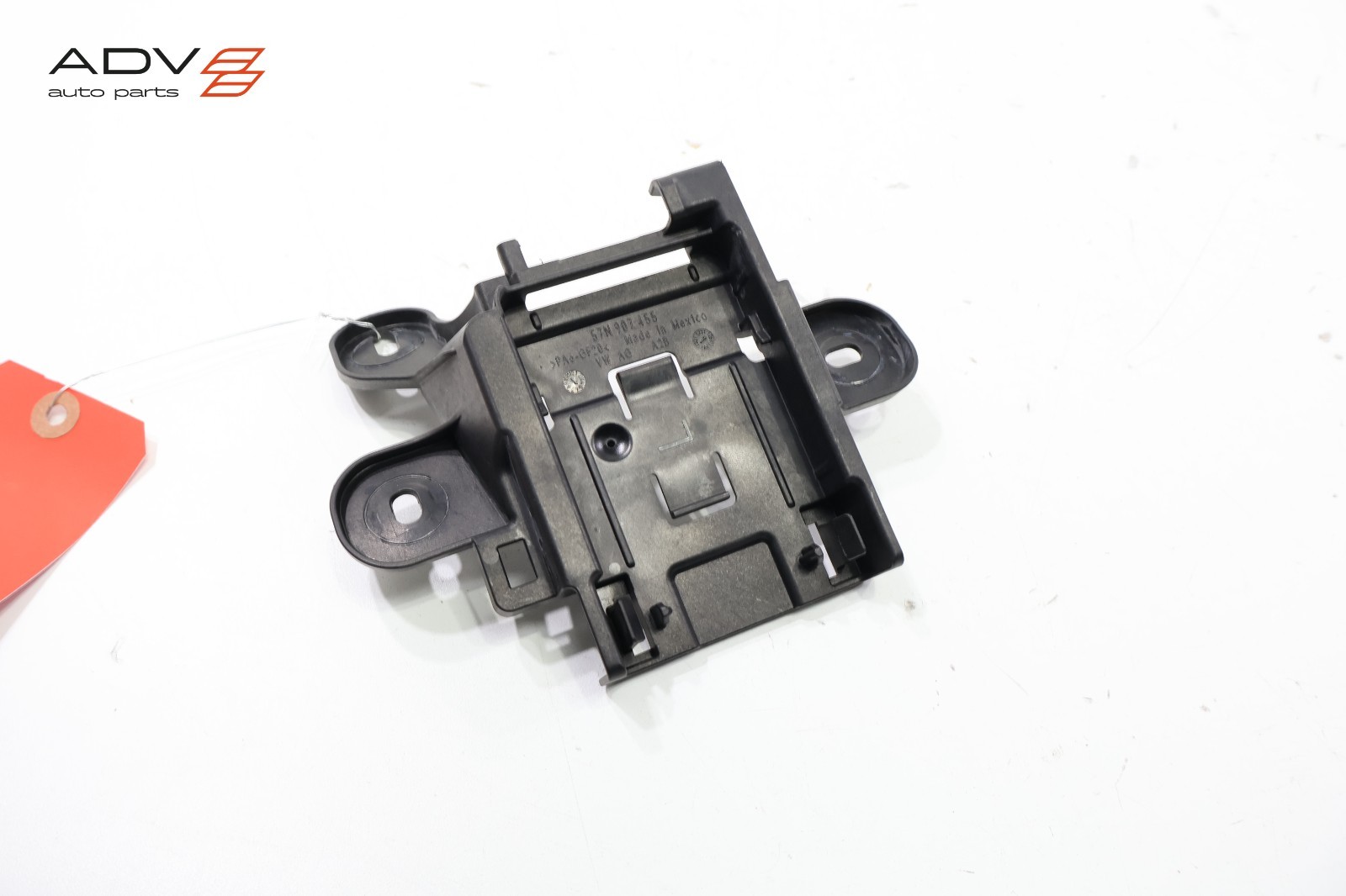 2025 VOLKSWAGEN TIGUAN REAR LEFT BLIND SPOT RADAR SENSOR MODULE BRACKET OEM