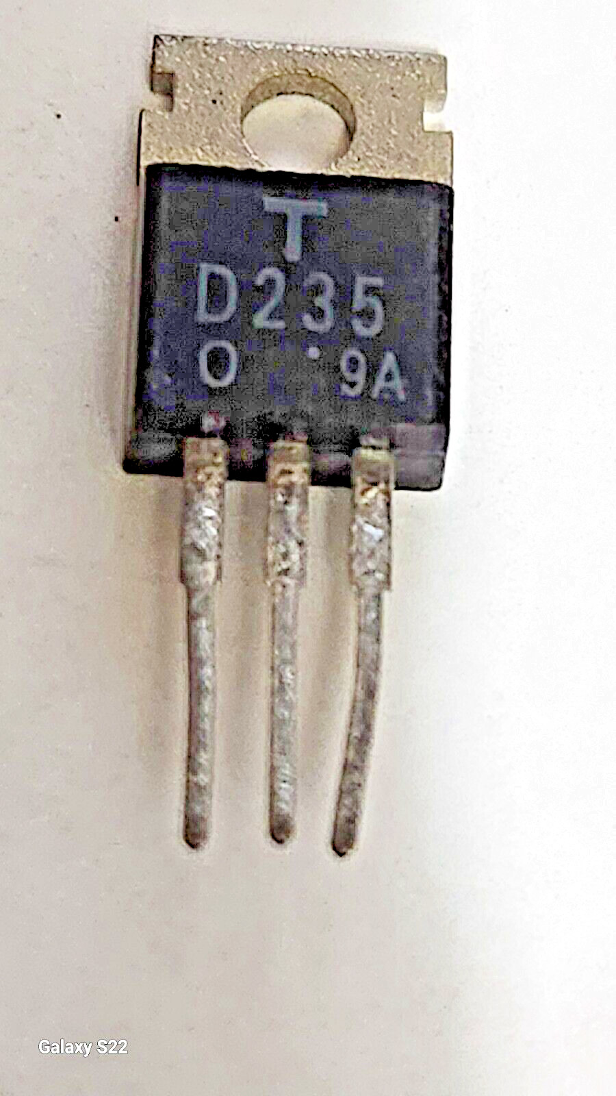 TOSHIBA TRANSISTOR 2SD235 USED IN VARIOUS APPLICATIONS