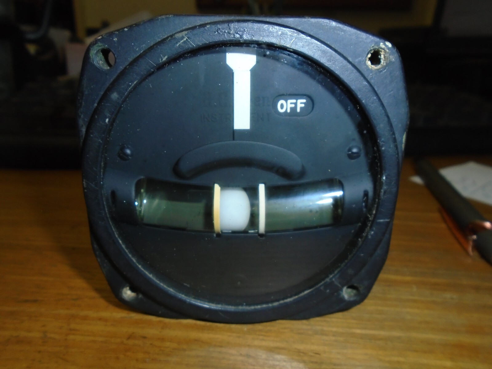 R C Allen  TURN AND BANK THREE PHASE INDICATOR P/N: A2150 MS28088-1