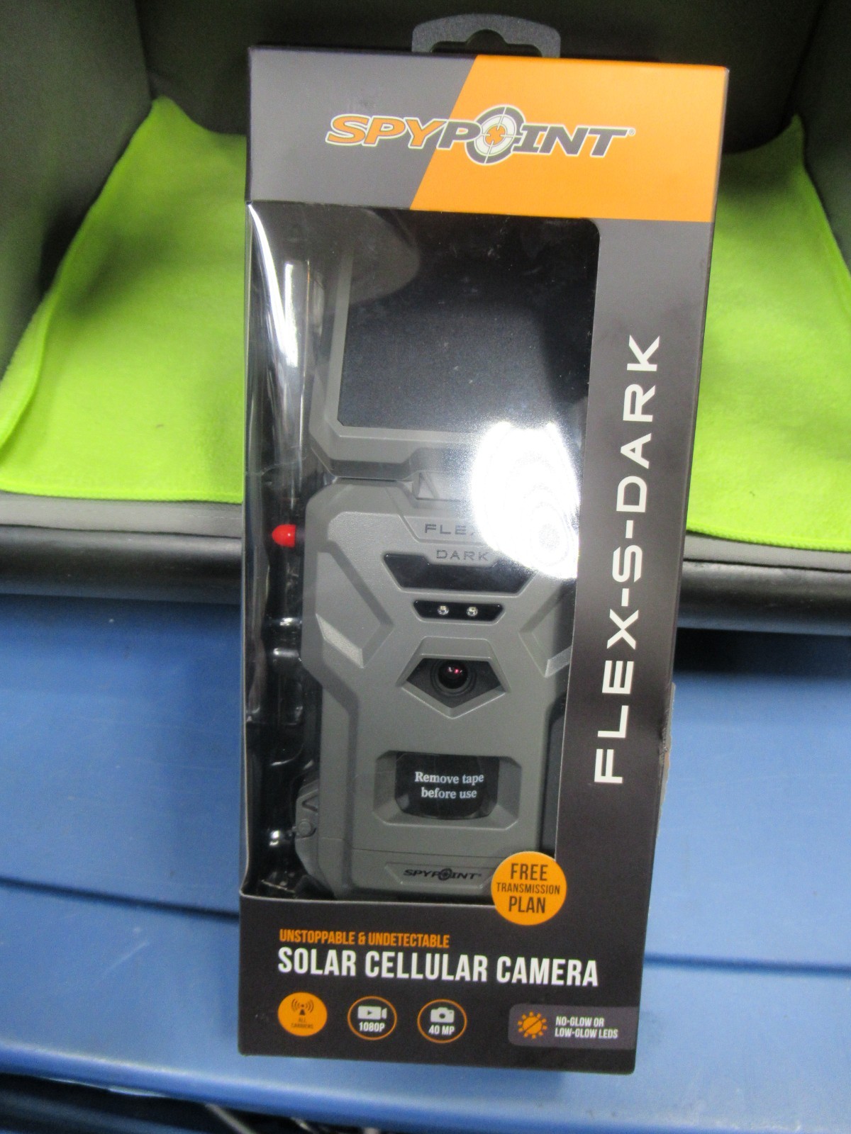 New Spypoint Flex-S-Dark Solar No-Glow Wireless Cellular Game Trail Camera 40MP