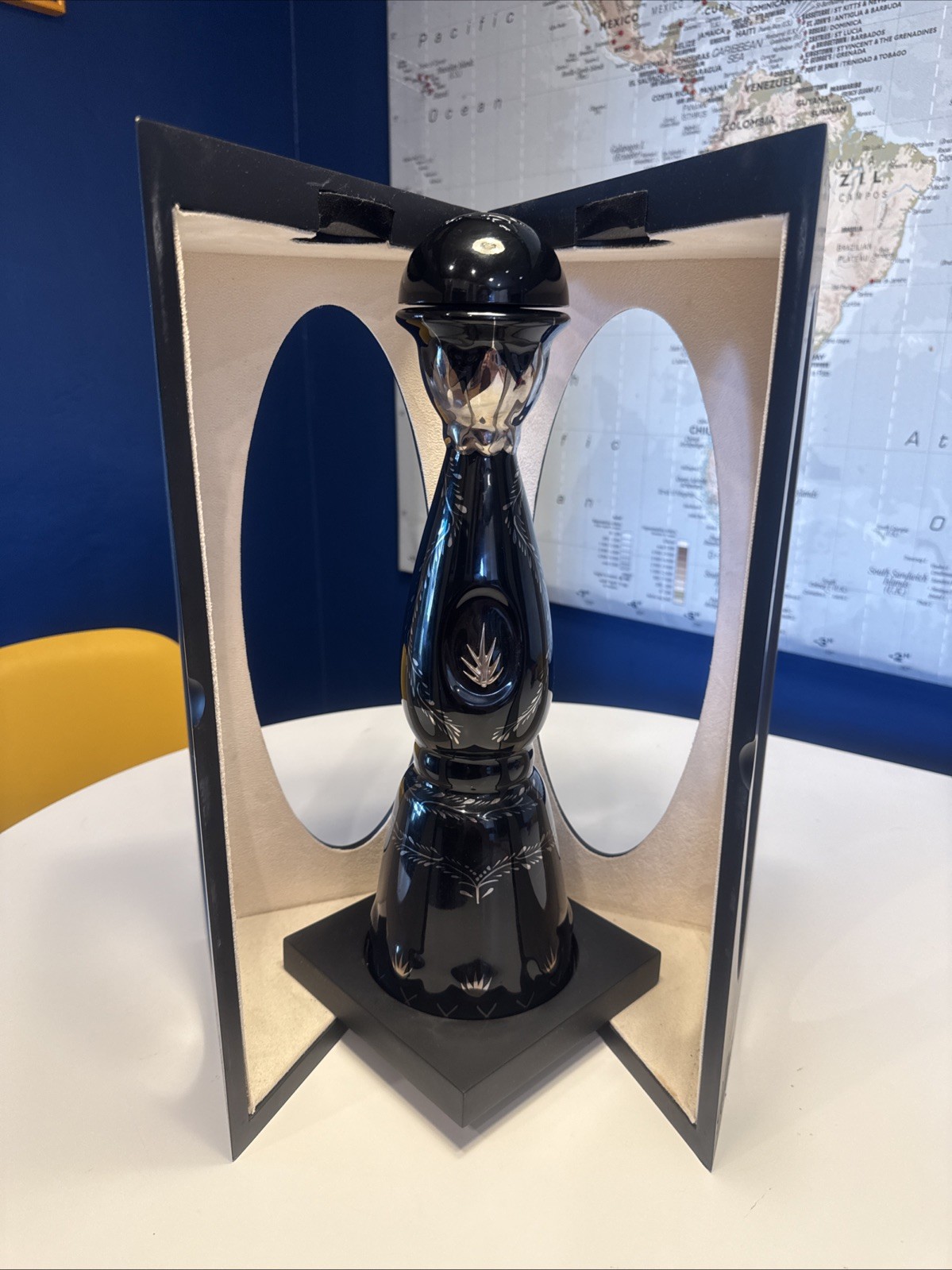 Clase Azul Ultra Empty Bottle Decanter w Original Presentation Box & Stopper