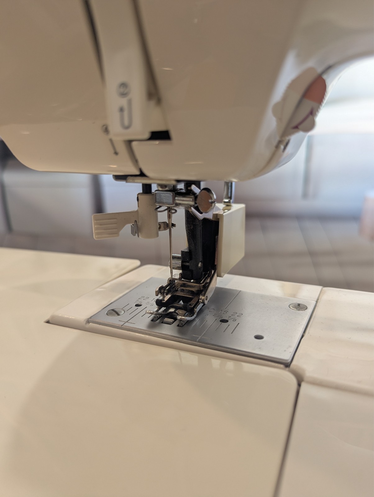 Singer 140Q Sewing Quilting Machine Extension Table Walking Foot Accessories