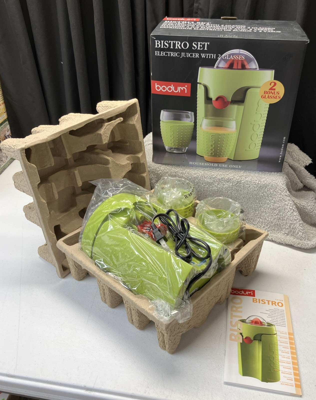 Bodum Bistro Set Electric Juicer With 2 Glasses New Open Box
