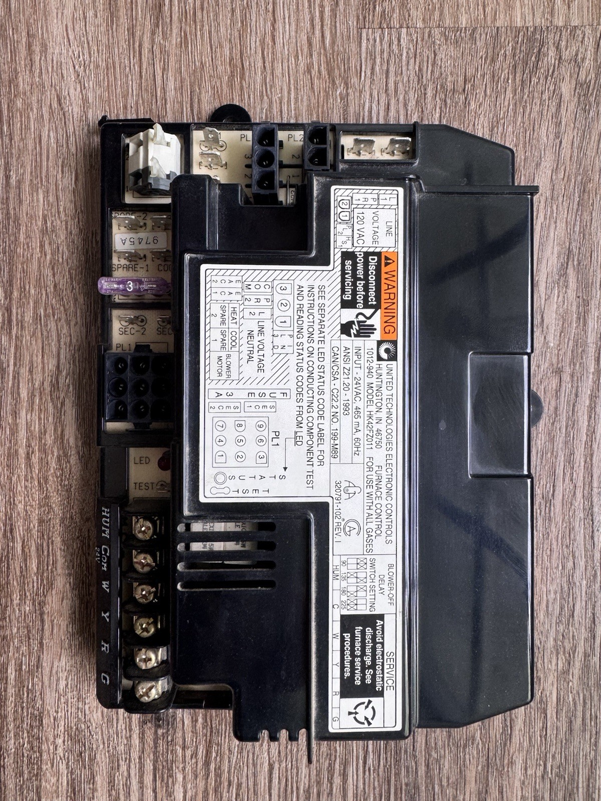 Carrier Bryant Furnace 1012-940 model HK42FZ011