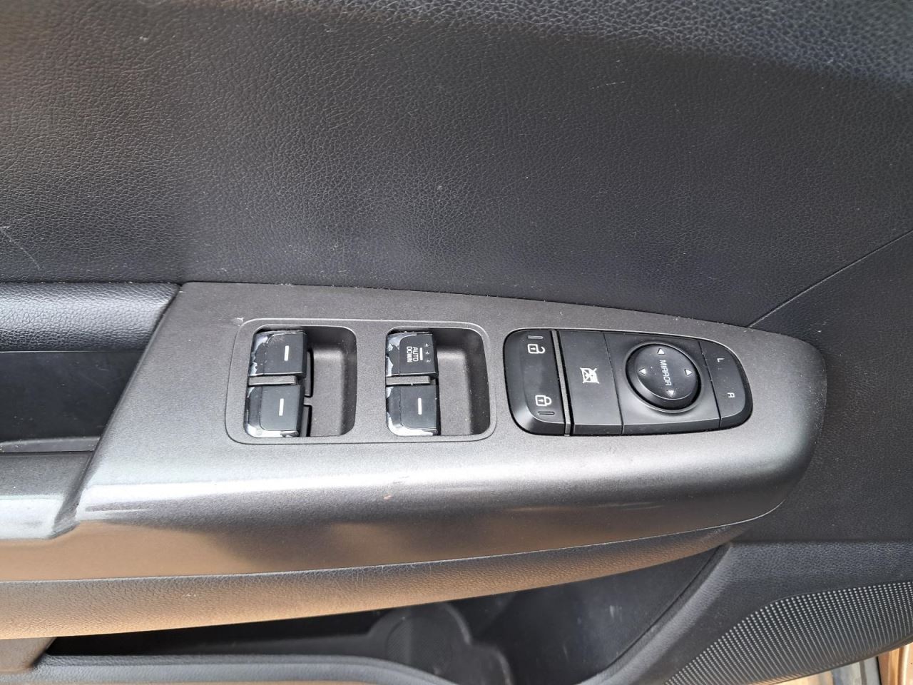 SPORTAGE 2017 Glove Box 5028833