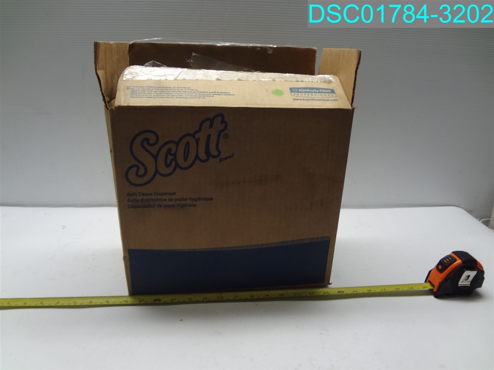 Scott Professional High Capacity Bathroom Tissue Dispenser, Faux 44519