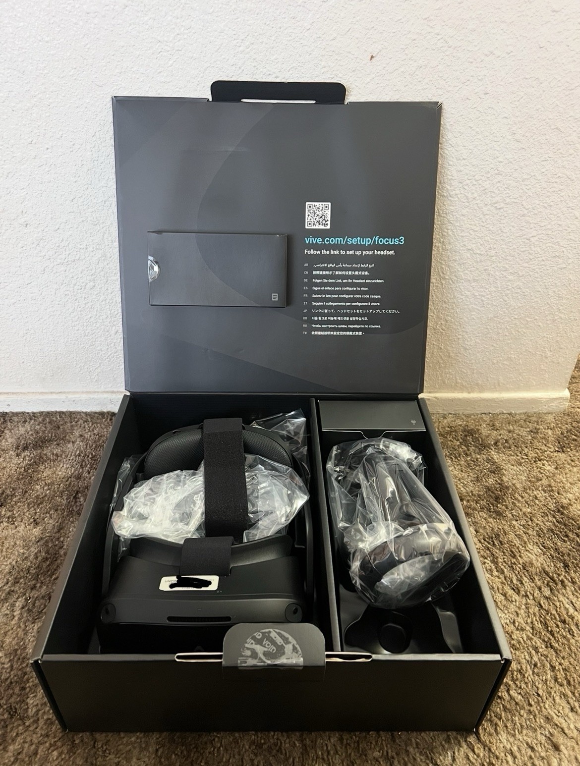 Vive Focus 3 Virtual Reality Headset Enterprise Edition NEW