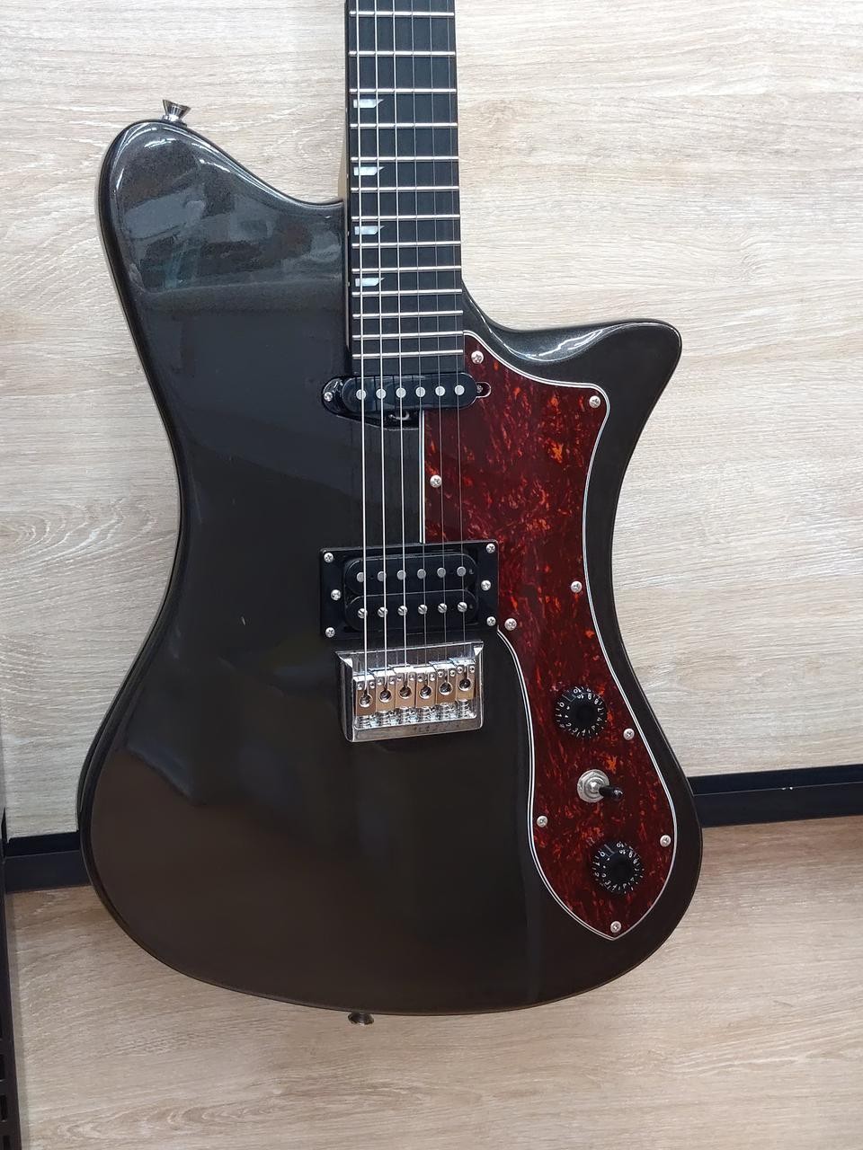 RYOGA/NEO Electric Guitar SKATER/NEOGMB