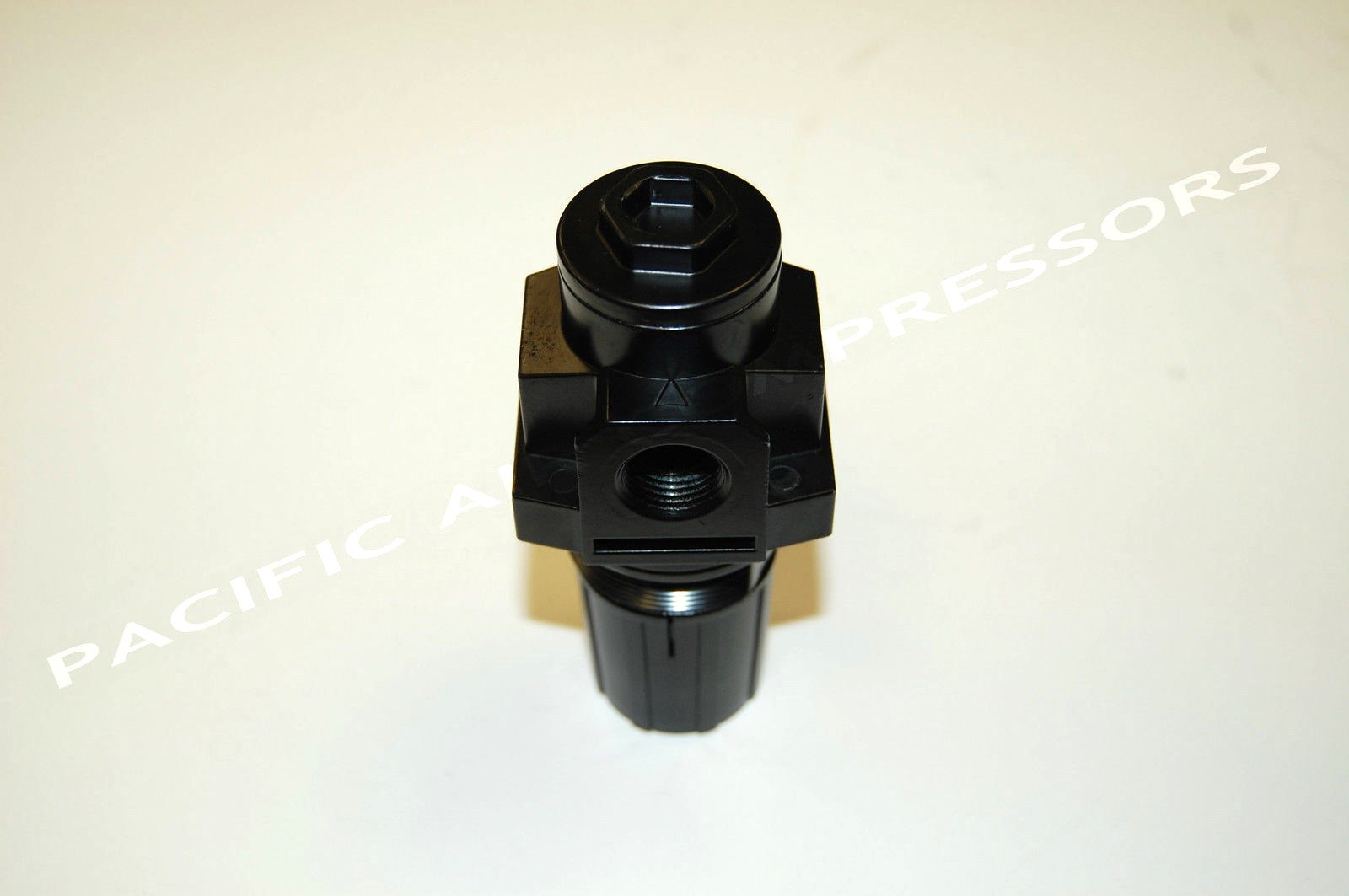 160-1001 , R38 3/8" JENNY EMGLO REGULATOR 3/8'' FPT 250PSI MAX ''OEM PART'