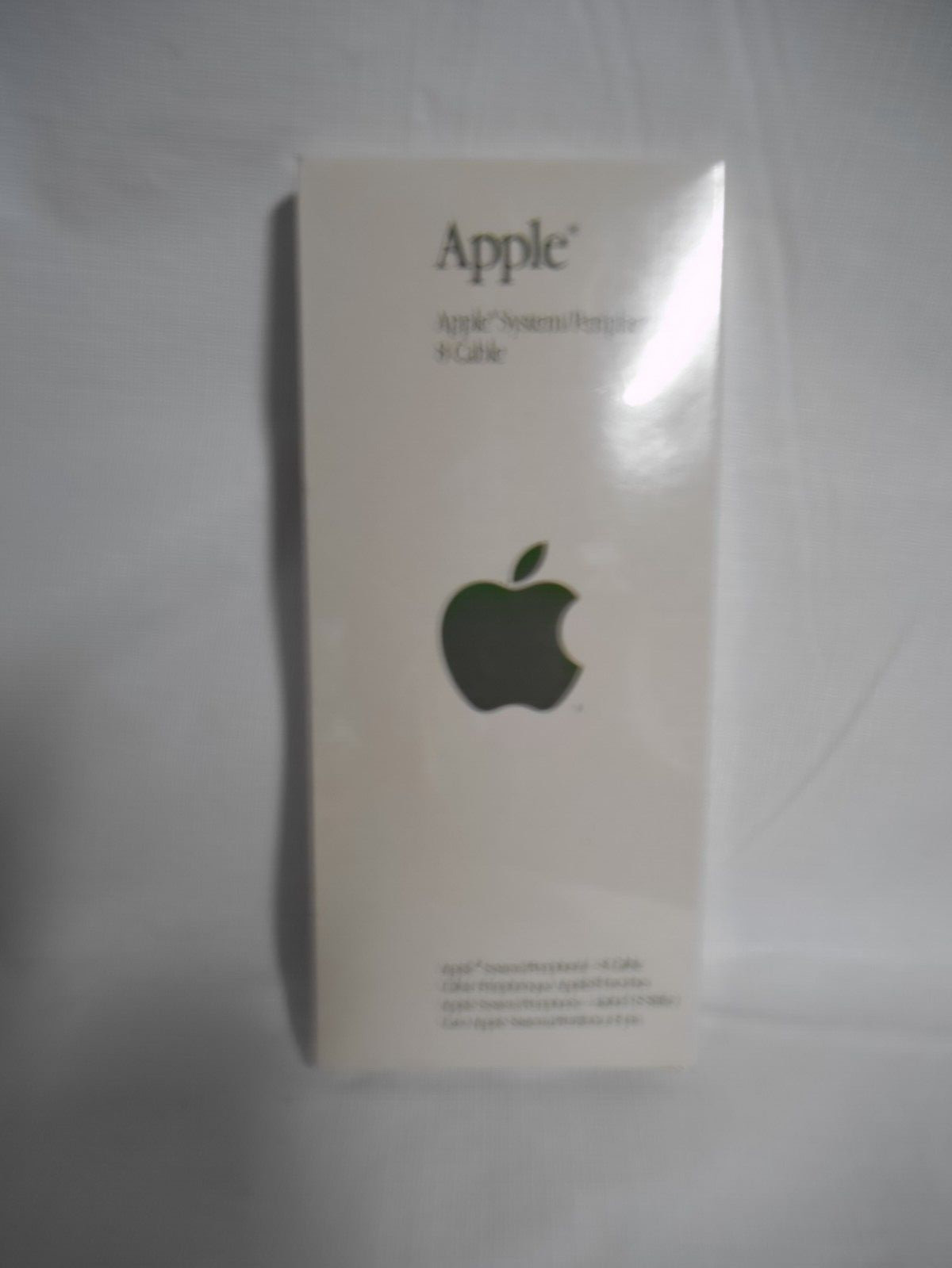 Apple System Peripheral 8 Cable New Sealed M0197