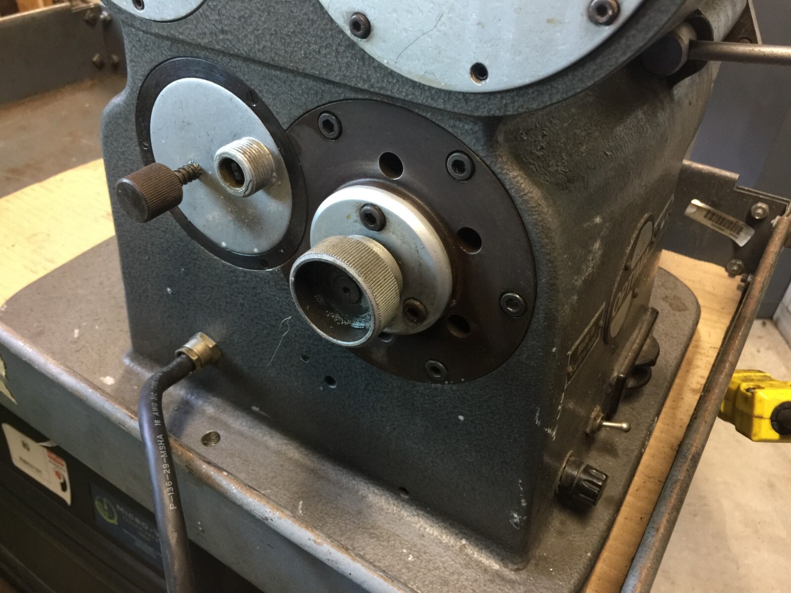 OPTIMA OPTICAL GRINDER SWISS MADE + COLLET CHUCKS