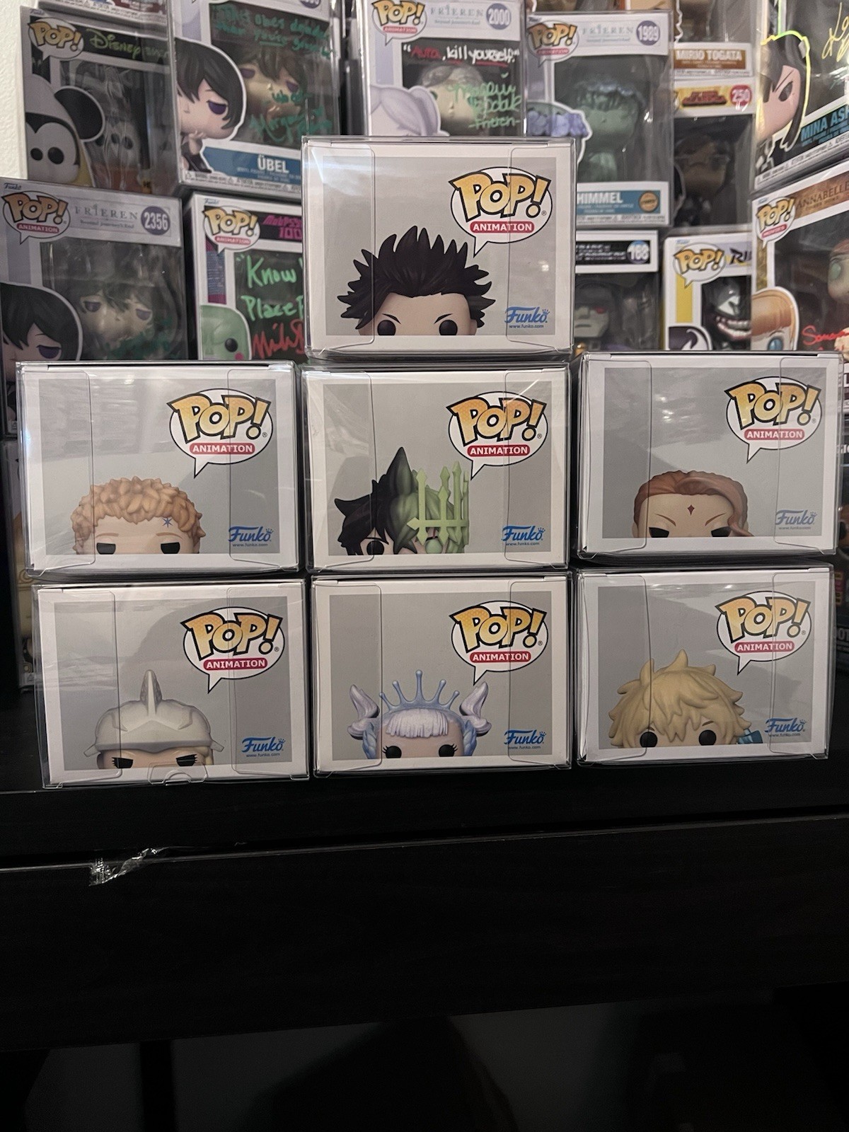 Funko Pop! Animation Black Clover GITD 7pc yami,yuno,Julius all in protectors