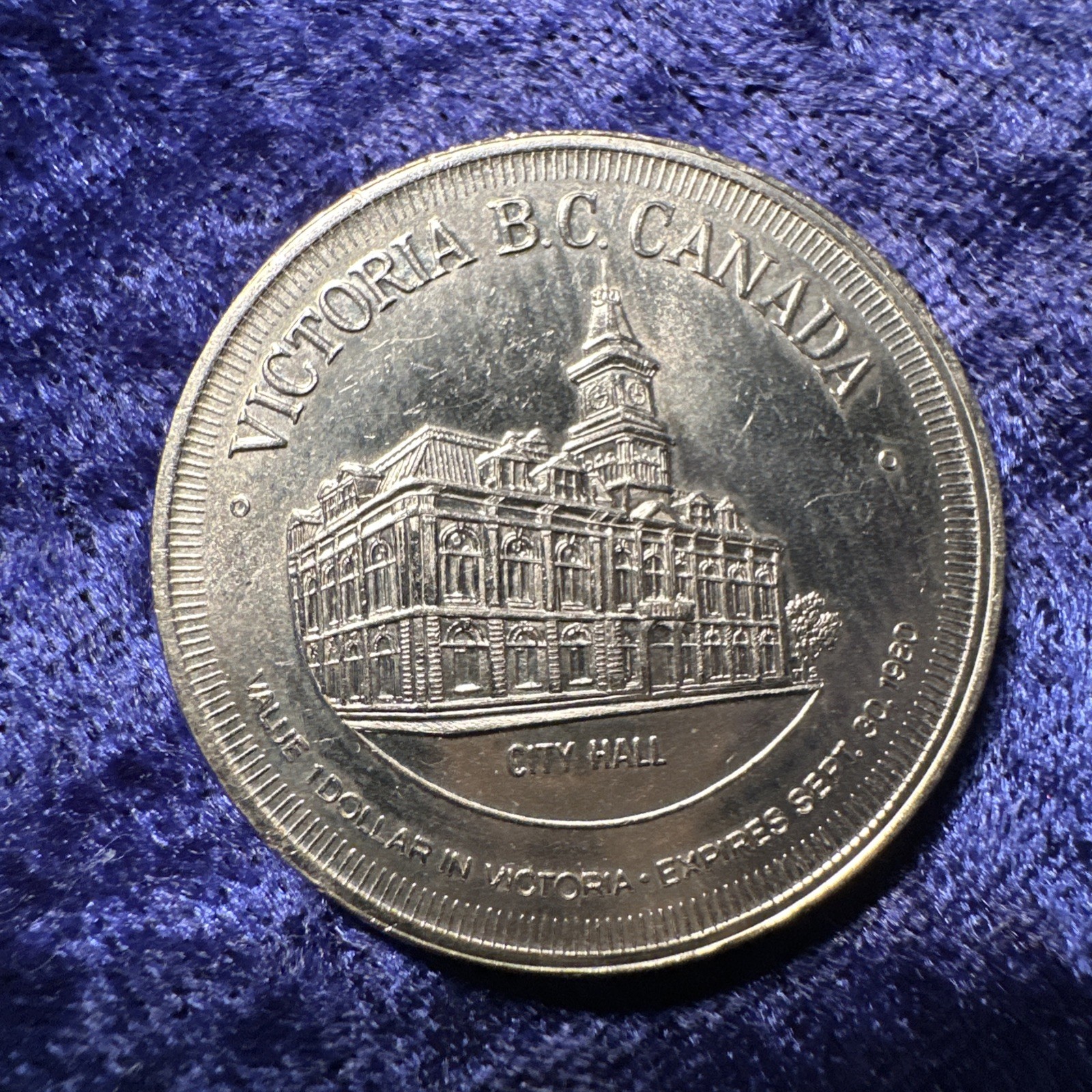 1980 Canada Victoria BC Canada City Hall  Trade Dollar  Token Coin