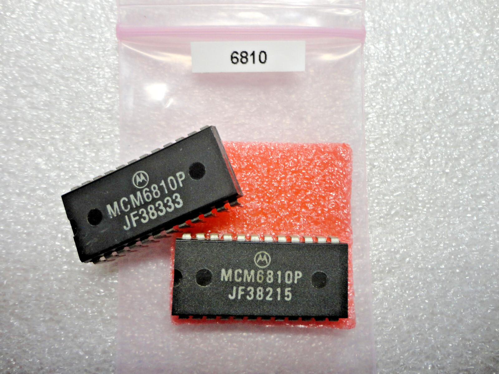 6810 24 Pin Static Ram, X2 Pulls, 128x8 Tested Good, Cheap Shipping, USA SELLER!