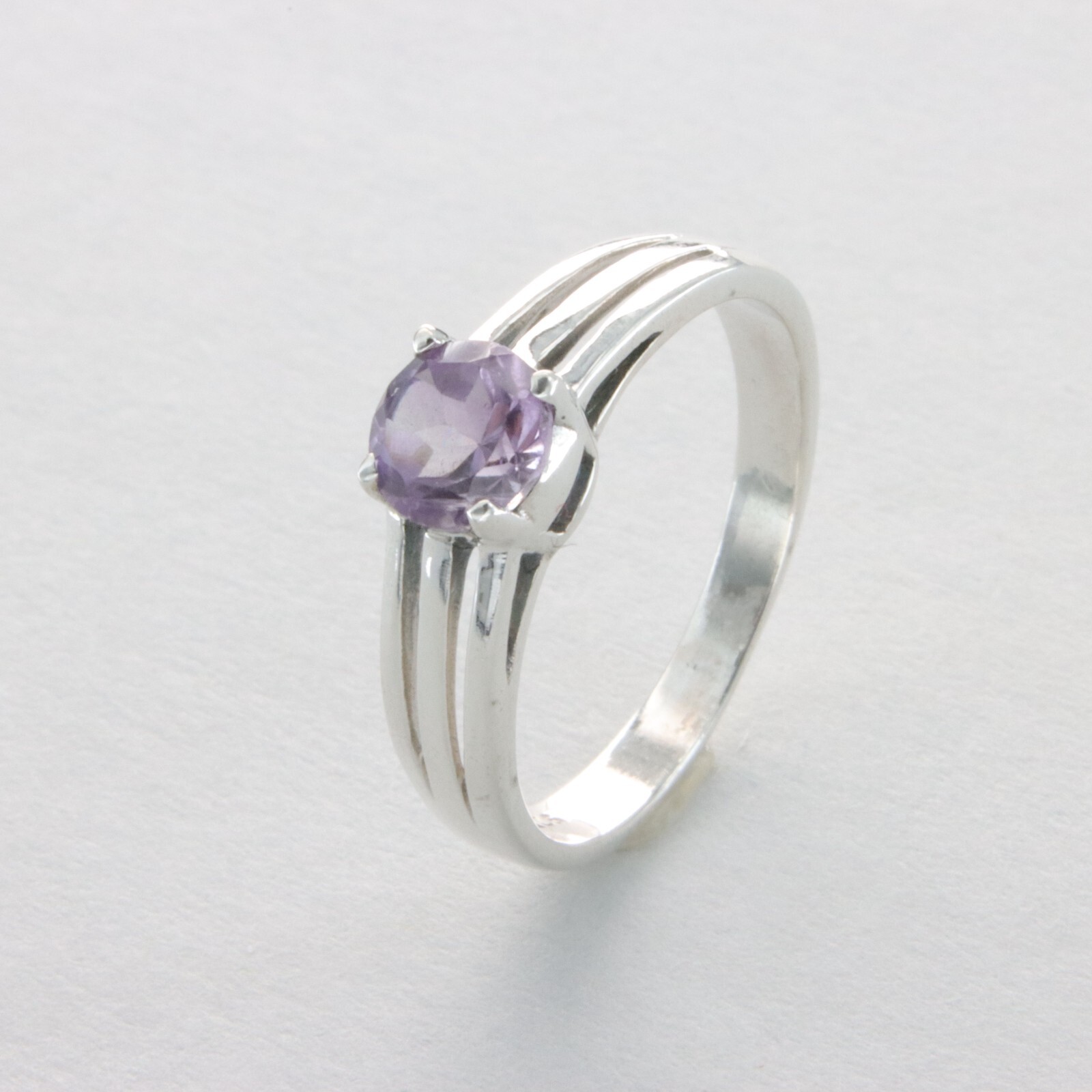 Natural and Round AMETHYST Ring - Multiple Sizes - 925 STERLING SILVER #23e