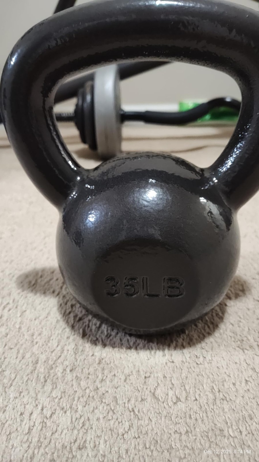 40 lb Heavy Duty Cast Iron Kettlebell - Ideal for Versatile Resistance Training