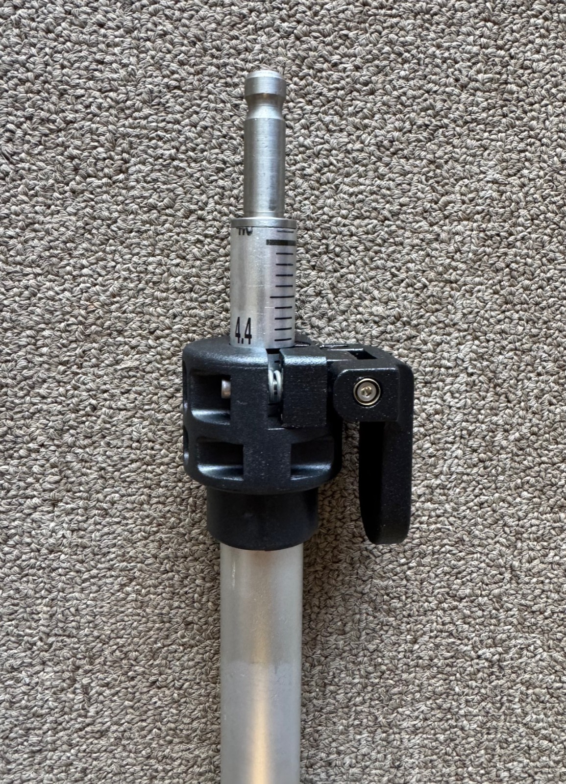 CST-67-4509-TML 2.5-meter Quik-Lock Pole Leica compatible