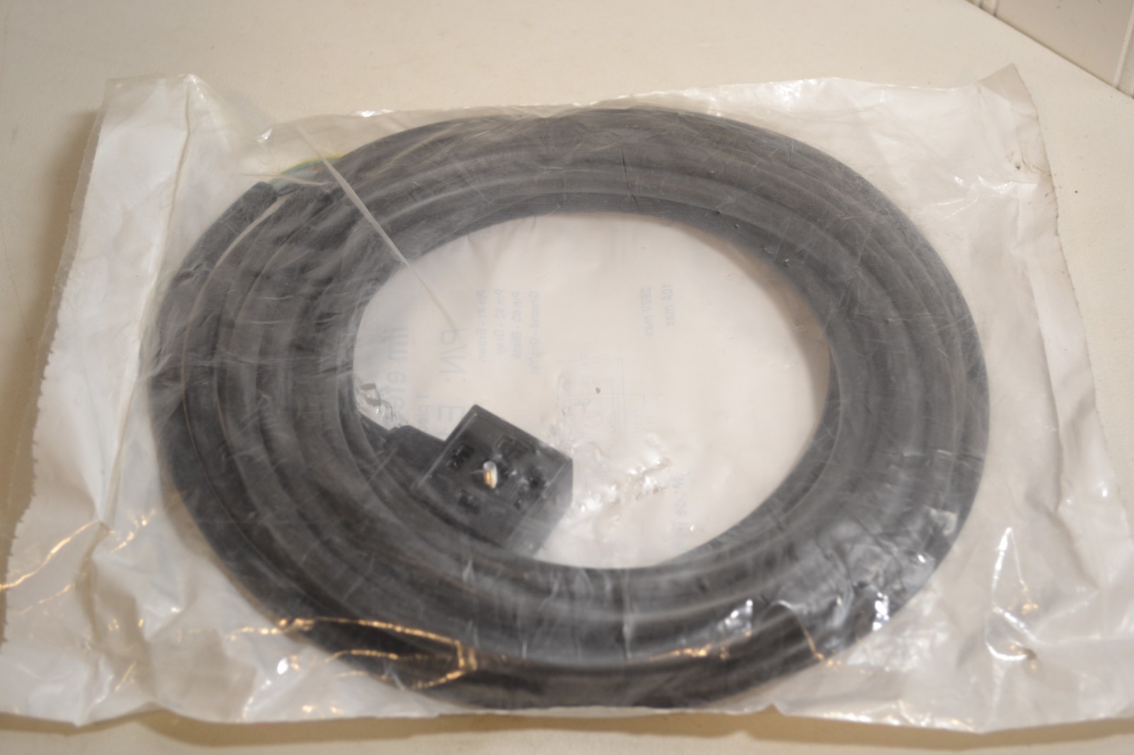 ifm efector P/N: E18379 Cable
