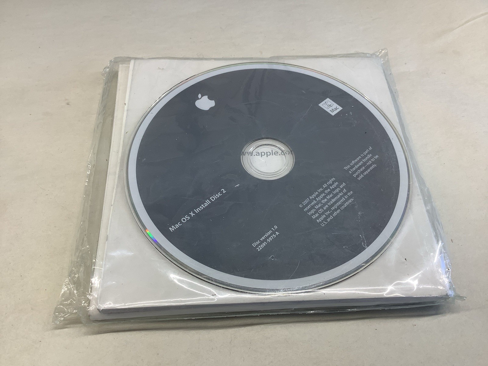 MacBook OS X Install Disc 1 & 2 Version 10.4.9 2007 OEM New Sealed
