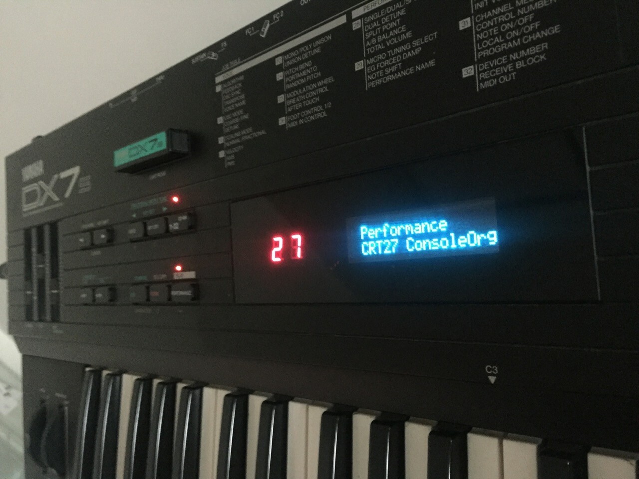 Yamaha DX7 / DX7S / DX9 / DX11 / DX21 Oled Display !