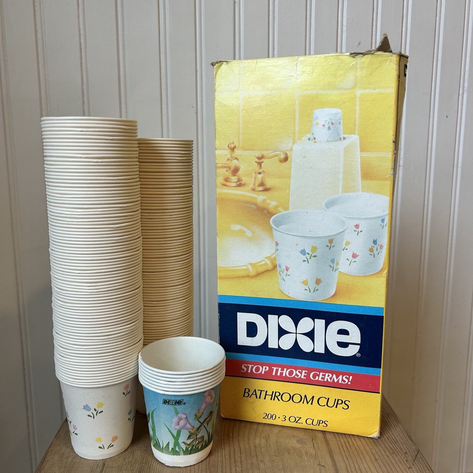 Dixie Bathroom Cups 1990 Soft Tones 160+ Cups Original Box Vintage 3 Oz.