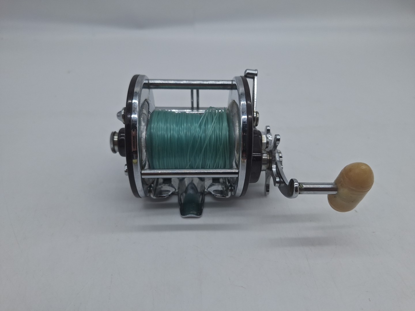 VINTAGE PEEN PEER No.209 Level Wind Fishing Reel USA Stainless Spool Great Cond.