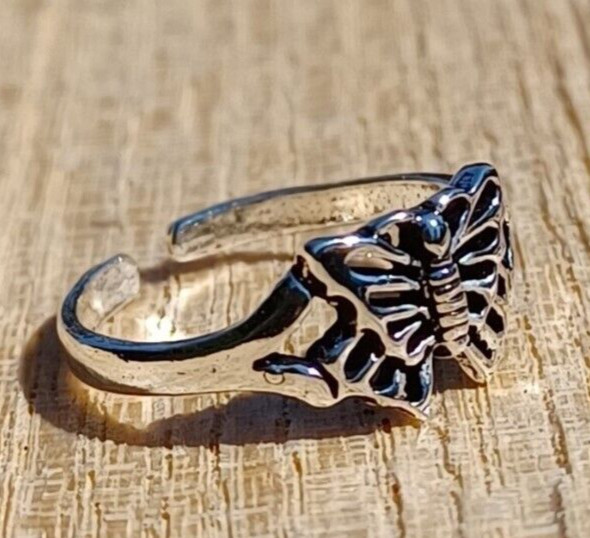 Birthday Gift For Women's Solid Metal Adjustable Butterfly Toe Ring 925 Silver