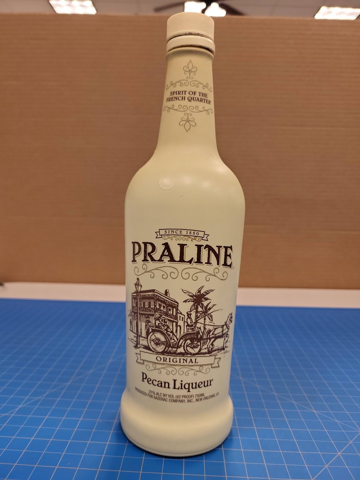 Praline Pecan Liqueur Spirit French Quarter 750ml Bottle Liquor Collectible