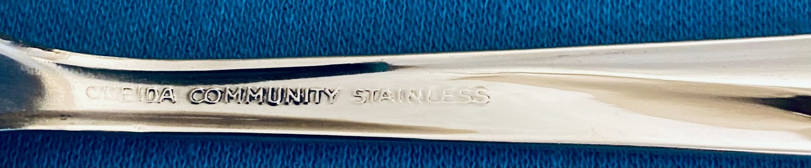 Oneida TWIN STAR Pierced Pie Cake Server 9 1/2" Stainless Flatware Community
