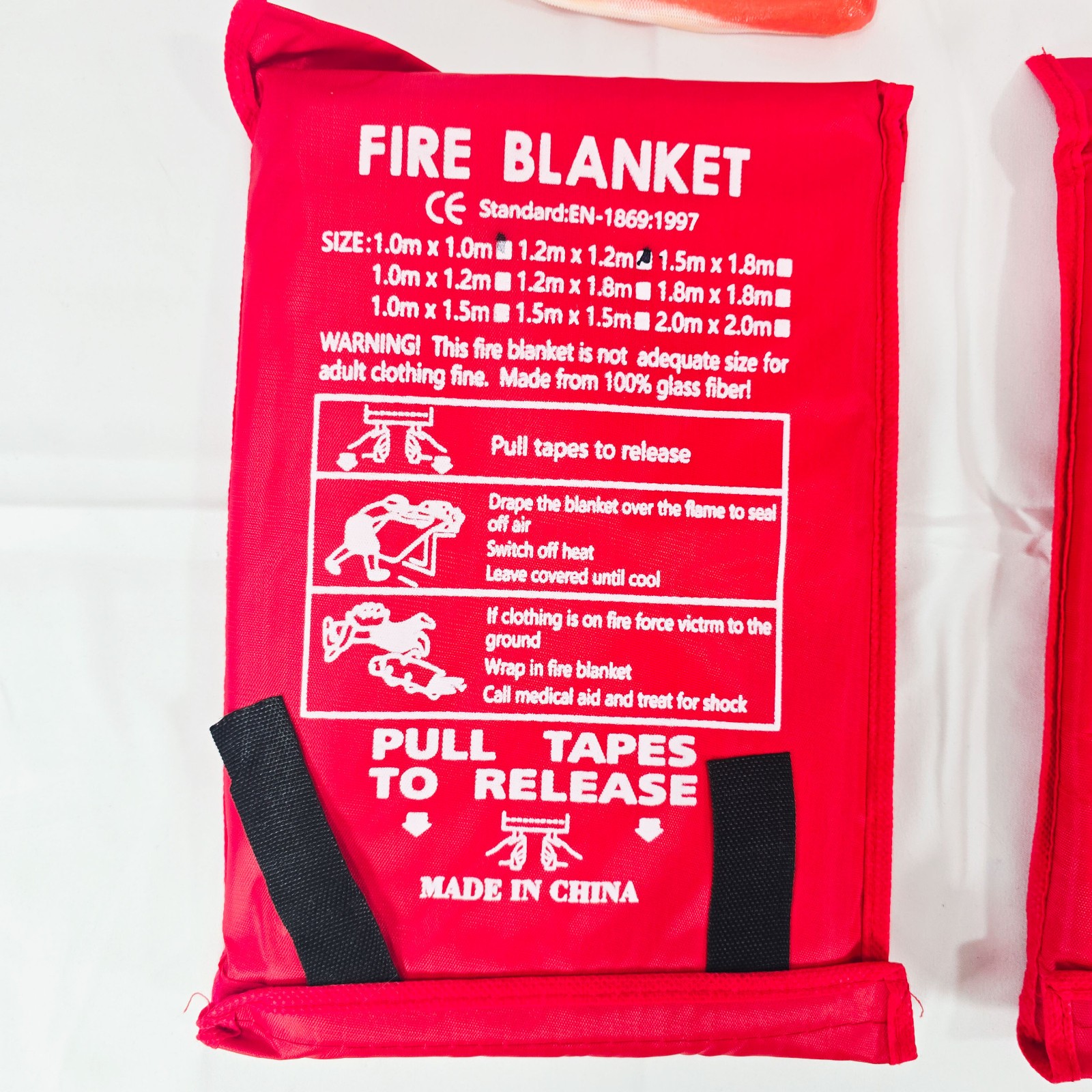 Emergency Fire Blanket 2 Pack 4ft x 4ft with Resistant Gloves Kitchen Safety