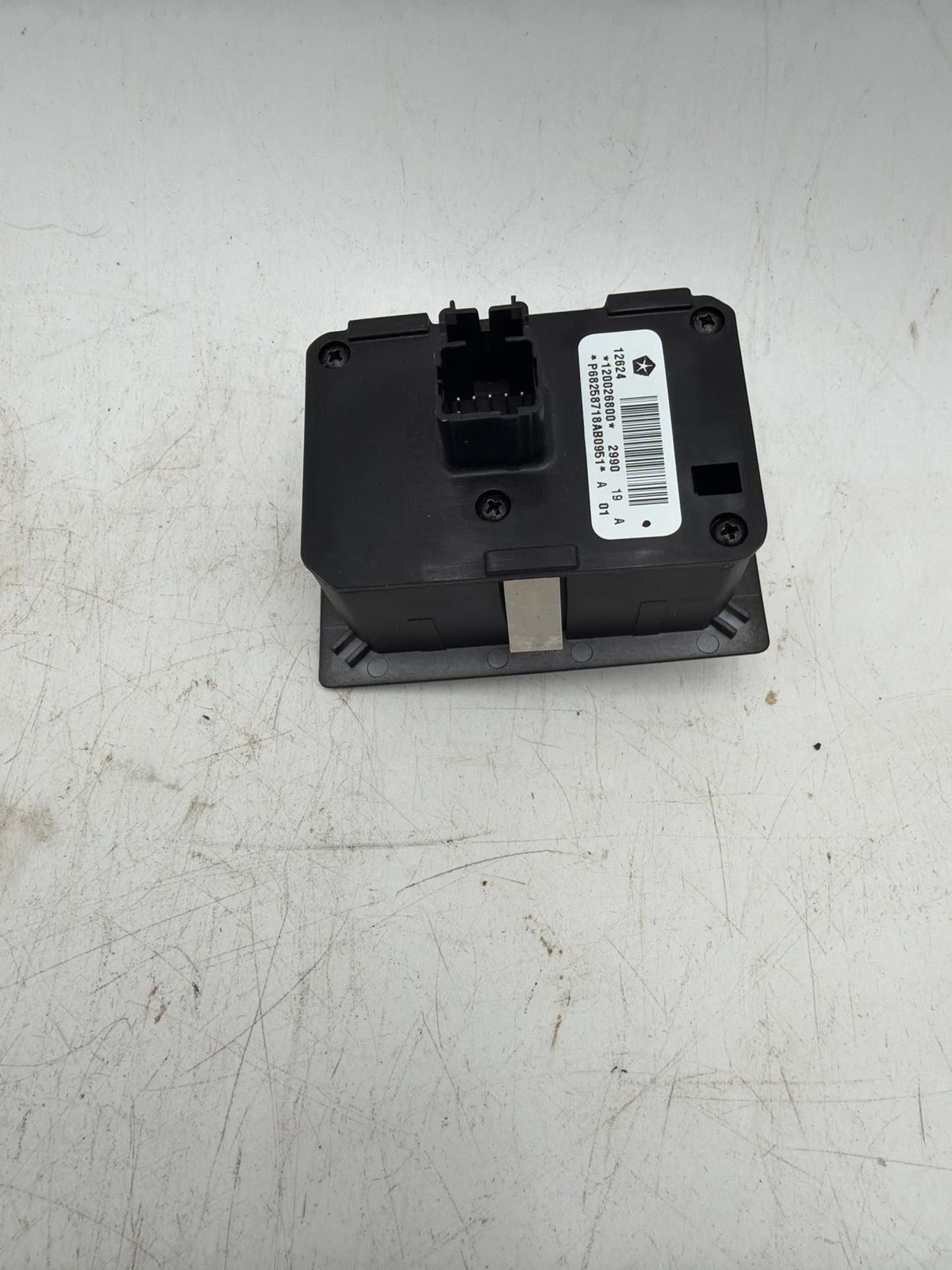 11-21 Jeep Grand Cherokee Dashboard Headlight Head Lamp Switch 120026800 OEM