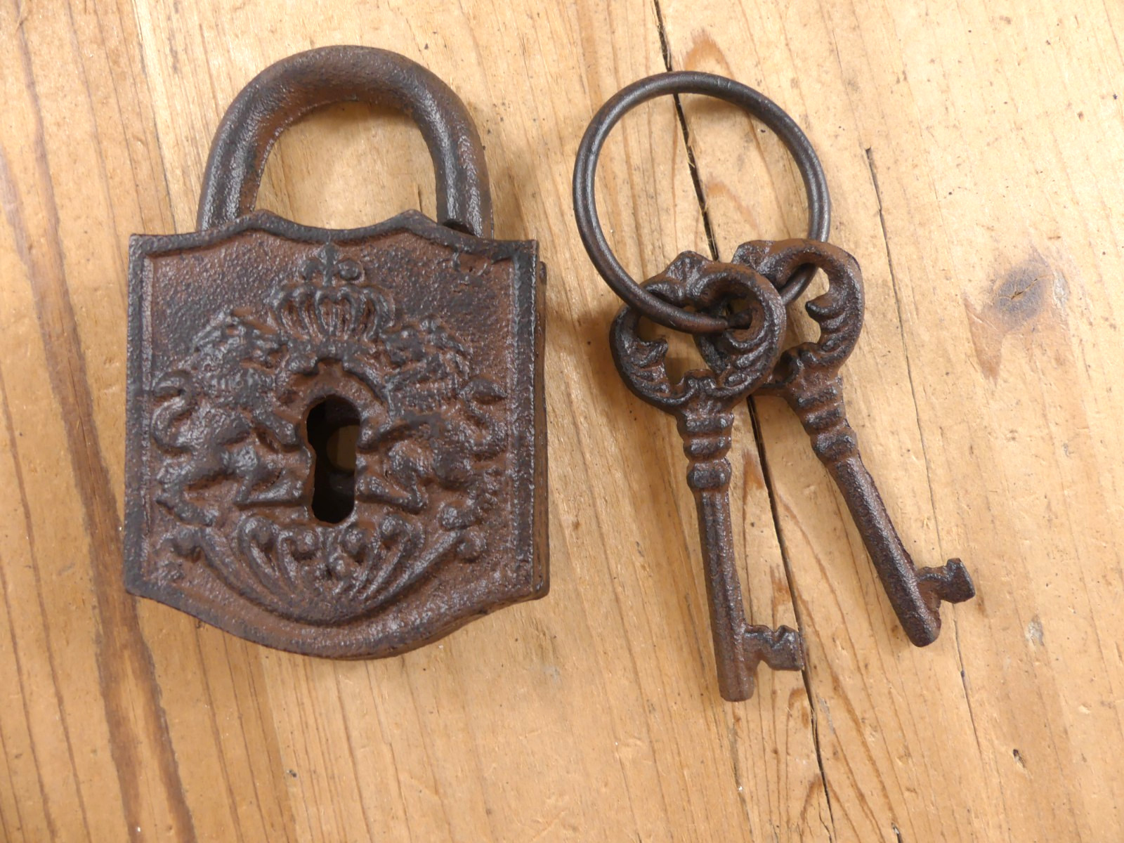 Cast Iron Lock And Key Set Large Antique Vintage Look Finish Prop Skeleton Key