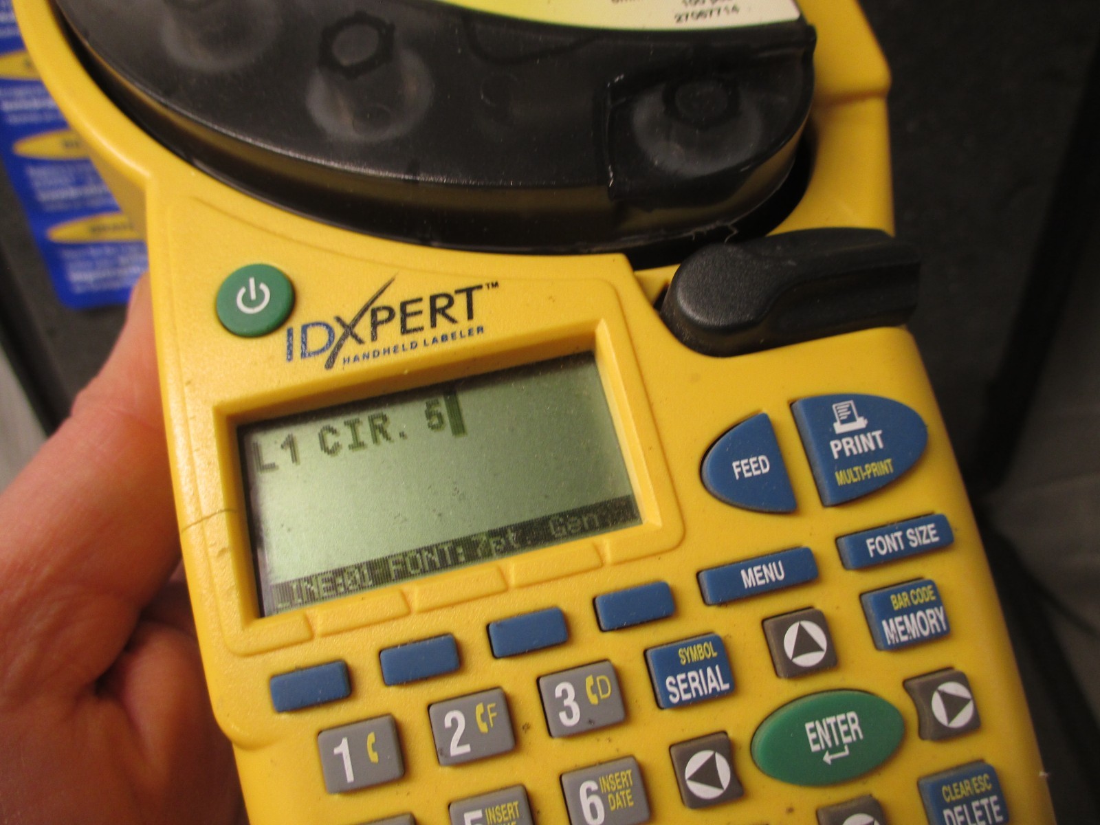 Brady IDXpert Handheld Labeler w/ PS, Cables, Labels & Case | Works Great