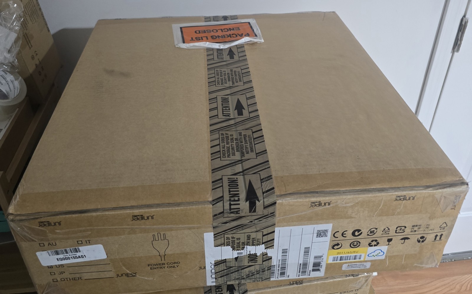 Juniper Networks SRX345-SYS-JB 16X1Gbe Secure Service Gateway *READ