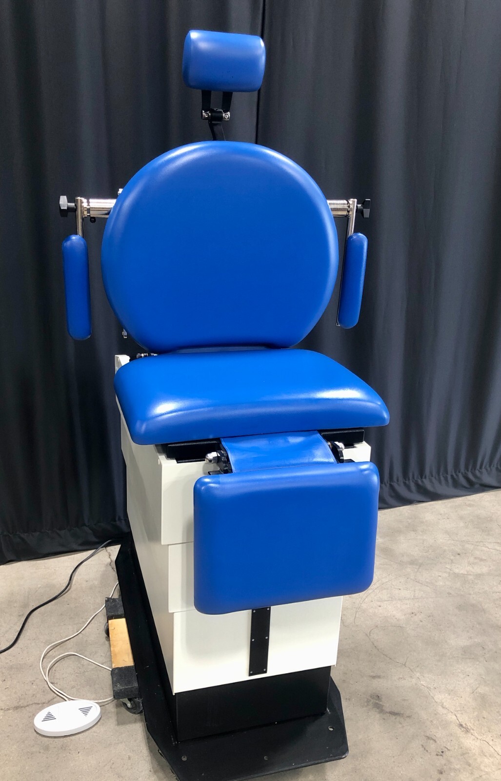 Diaco Dental Inc Barico Bariatric Powered Dental Chair , BPL02 rated 1,000lbs