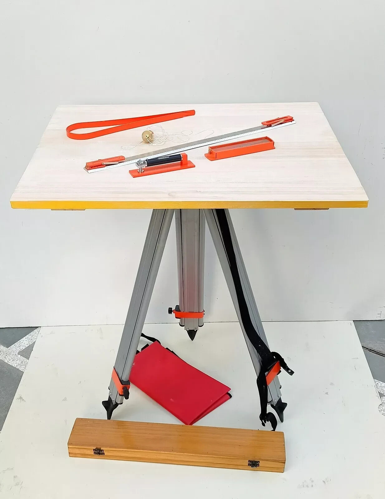 Survey Plane Table With Aluminium Tripod Stand And All Complete Accessories ISI