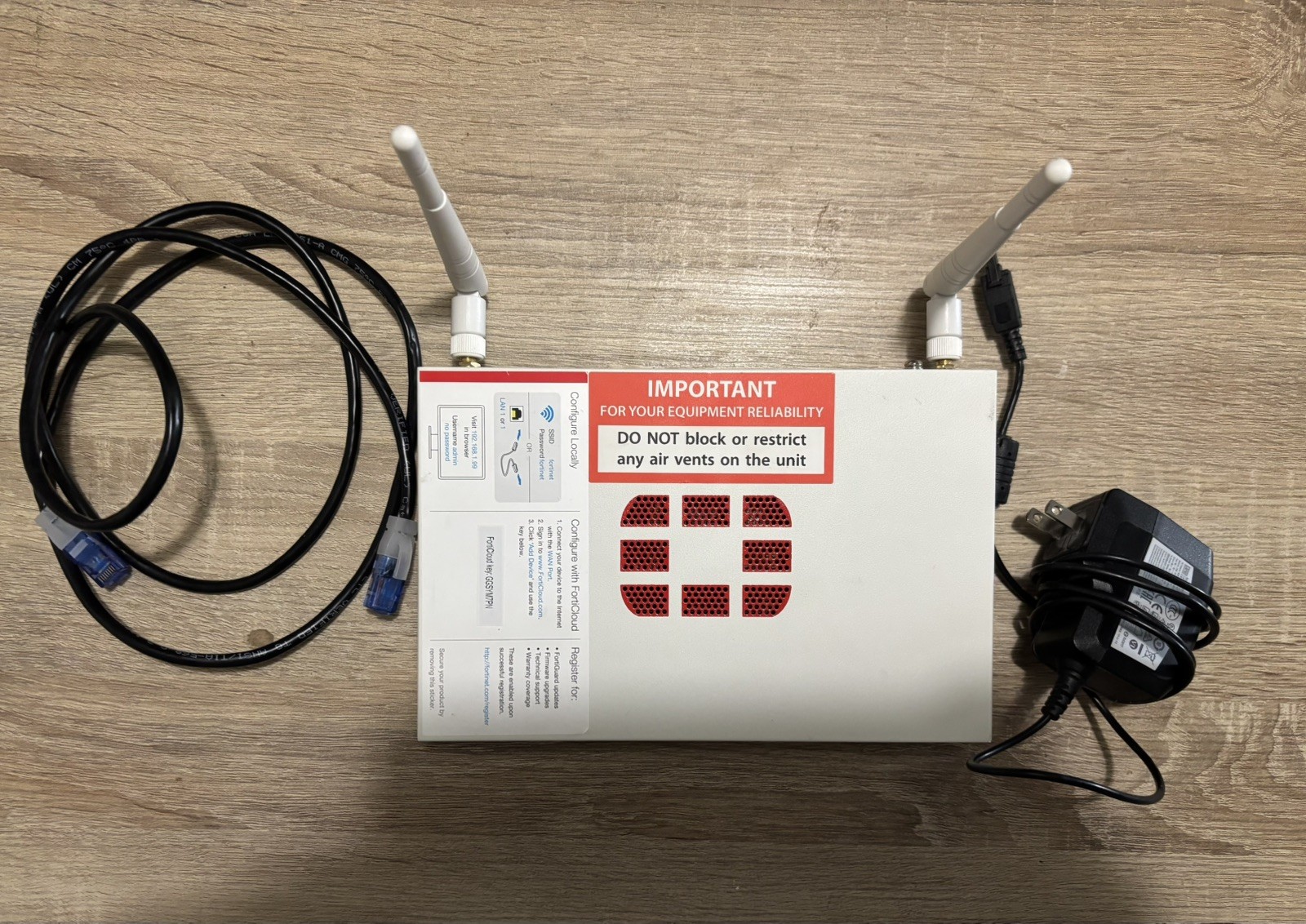 Fortinet FortiWiFi 50E-2R Dual Radio 7x GE RJ45 (5x Switch + 2x WAN) Used