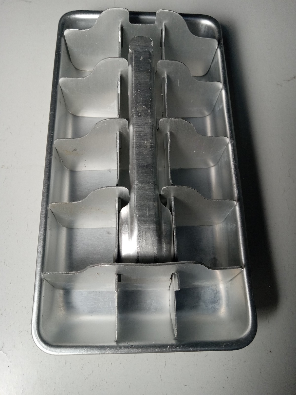 Vintage Aluminum Unbranded Ice Tray 18 Cube Freezer Quick Release