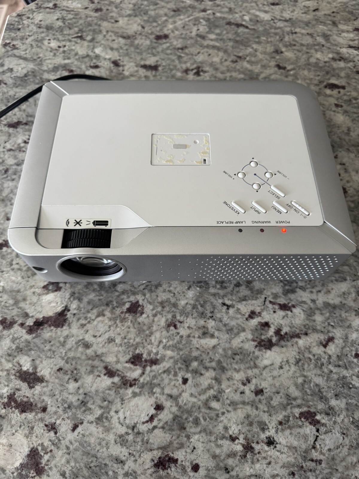 Sanyo PLC-XU73 Projector