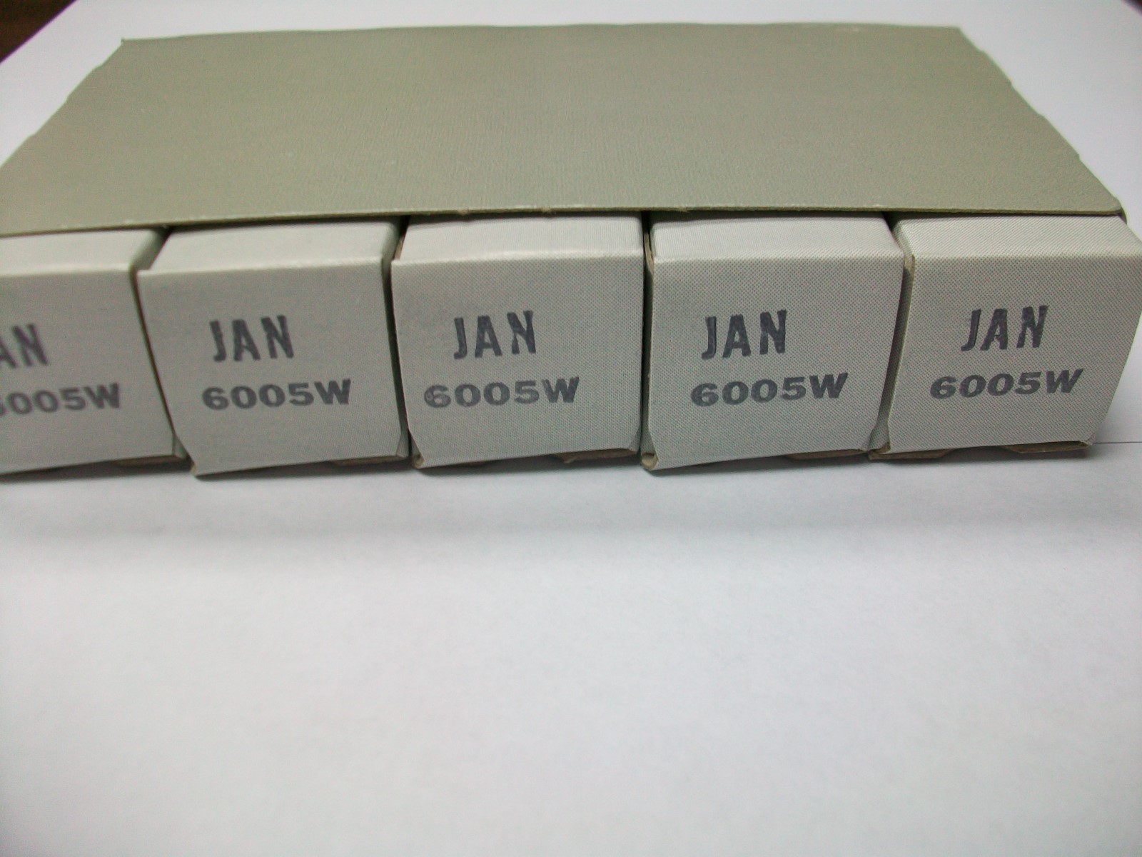SLEEVE  OF  5  GE  JAN 6005/6AQ5W  TUBE