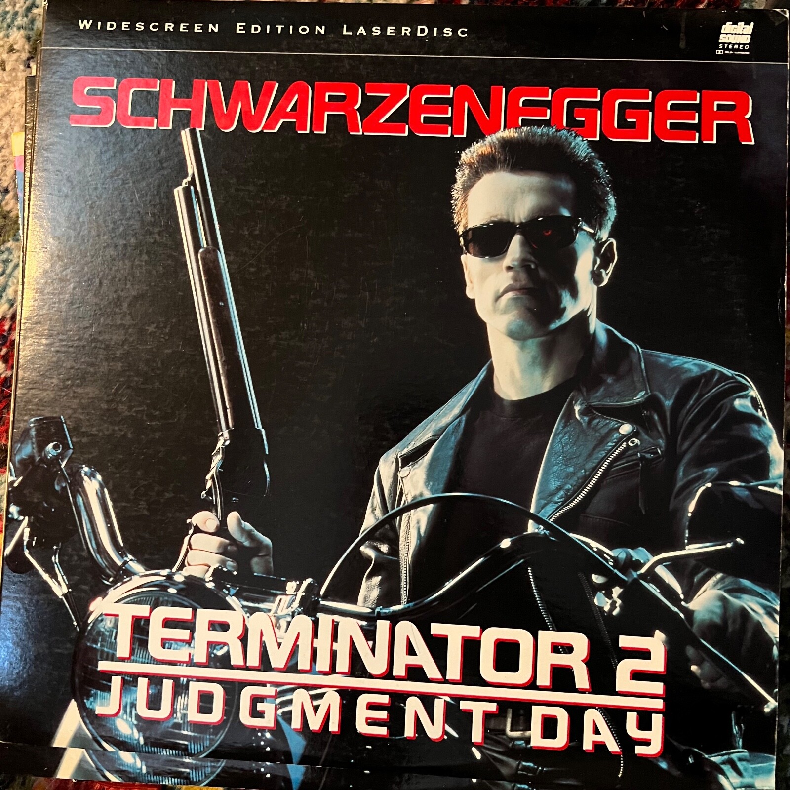 Terminator 2 : Judgement Day - widescreen - Laserdisc  buy 6 for Free Shipping