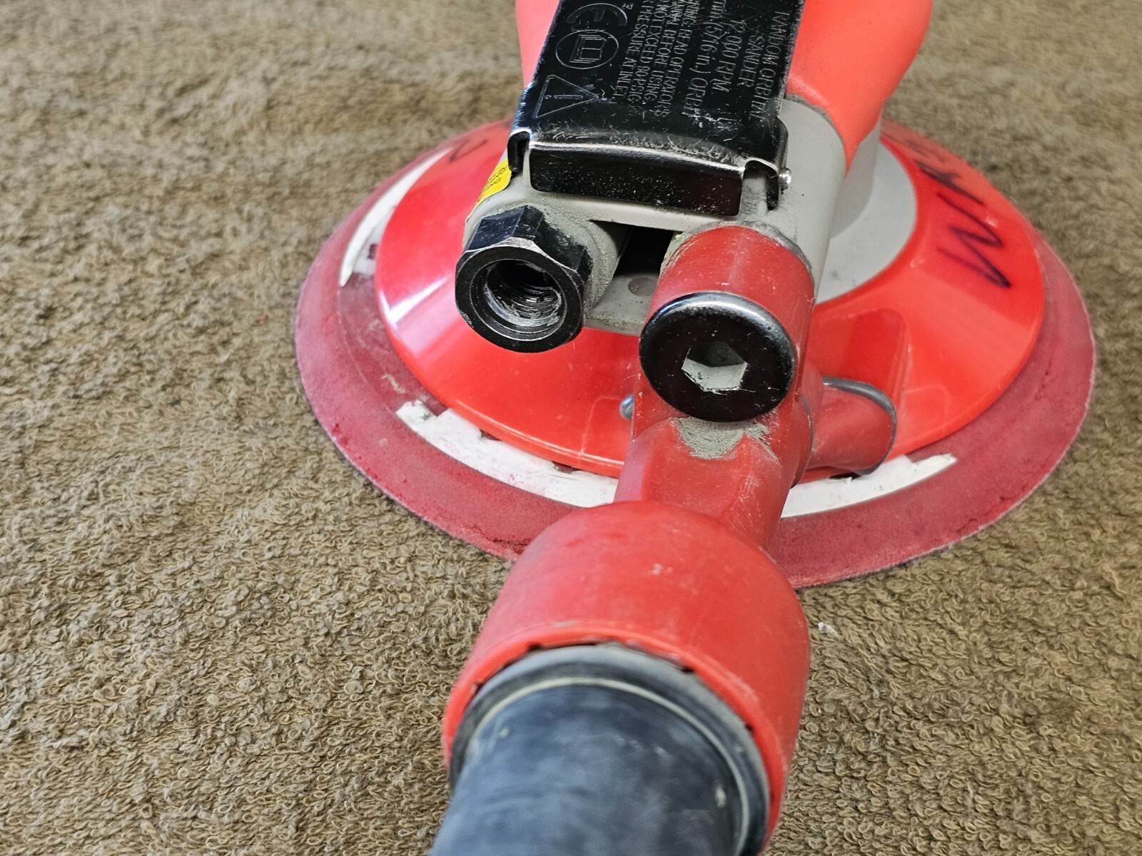 3M Random Orbital Vacuum Sander 20208 Air Pneumatic Hook loop 6" Disc Pad