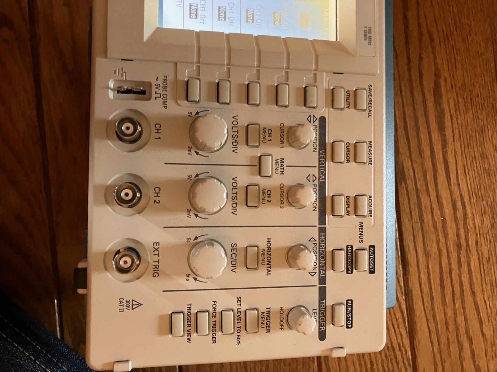 Tektronix TDS220 Digital Oscilloscope