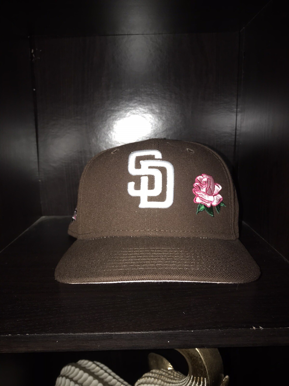 New Era 59fifty San Diego Padres / Brown- Pink Brim / ROSE
