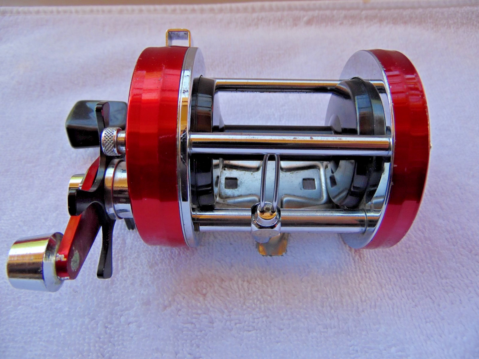 ABU AMBASADEUR 7000 REEL
