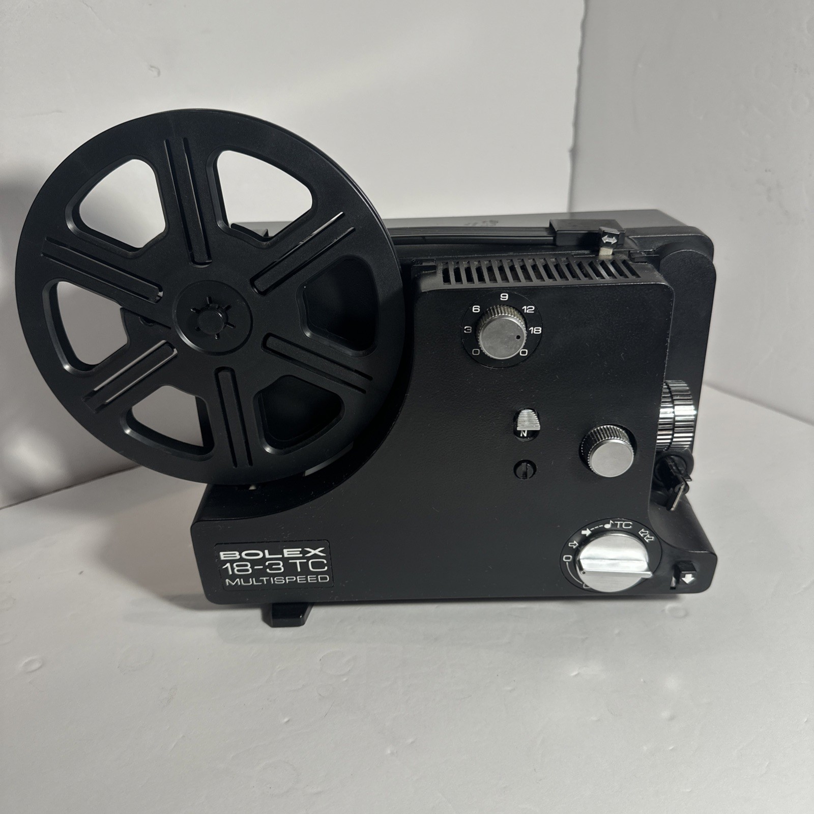 Bolex 18-3 TC Multispeed Film Projector Super-8(H452-6064-1-R39)