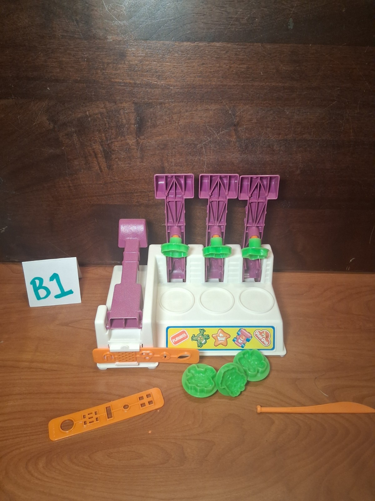 Vintage Playdoh Press Mold Like Burger Press #23480 Playskool 1992