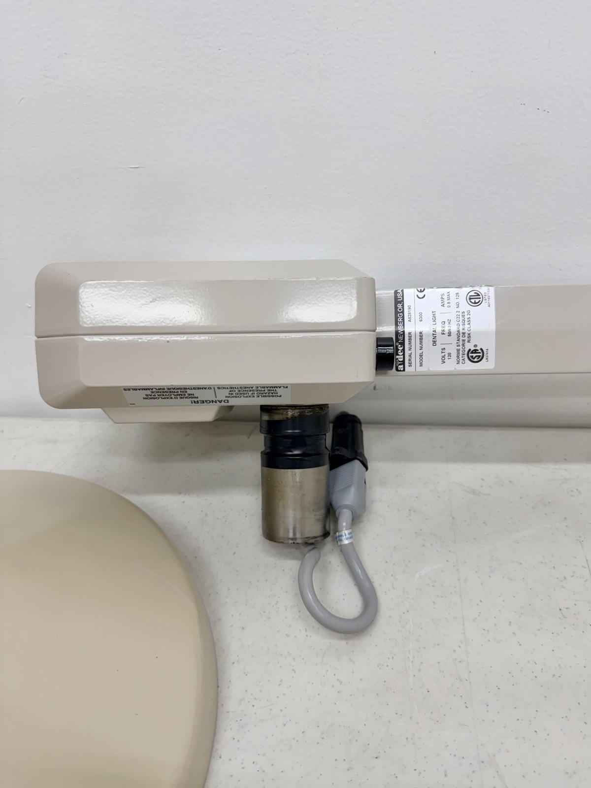 Adec 6300 Ceiling-Mount Dental Patient Exam Light